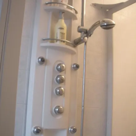 Apartament Modern Flat In The Design District Mediolan