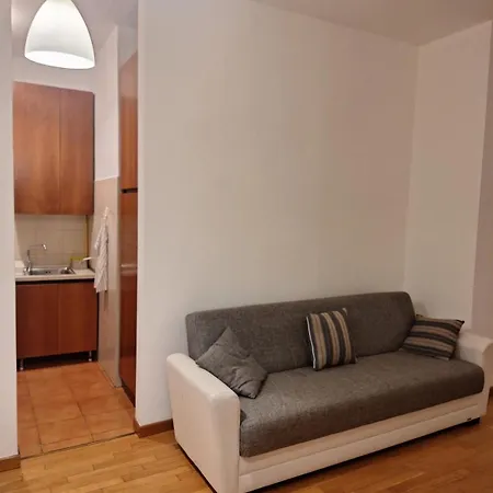Modern Flat In The Design District Apartament Mediolan