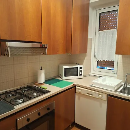 Modern Flat In The Design District * Milano