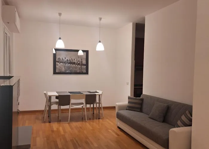 Modern Flat In The Design District Apartment Mailand